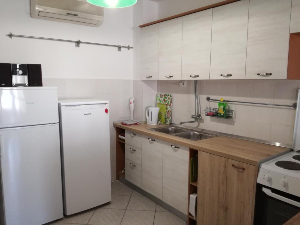 Apartments Domi Vir Extérieur photo
